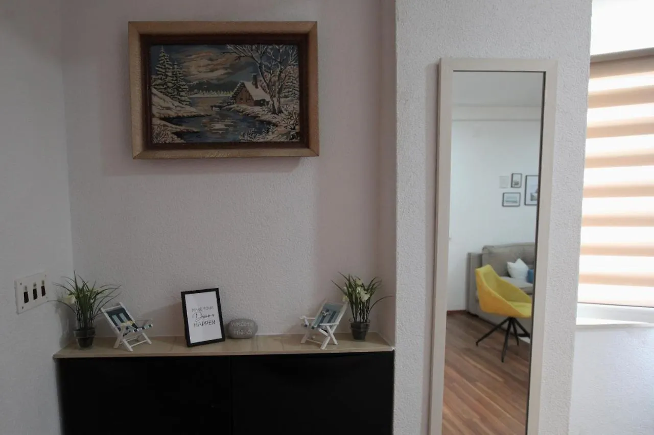 Apartment In A Stone Building By The Adriatic Sea Kastela