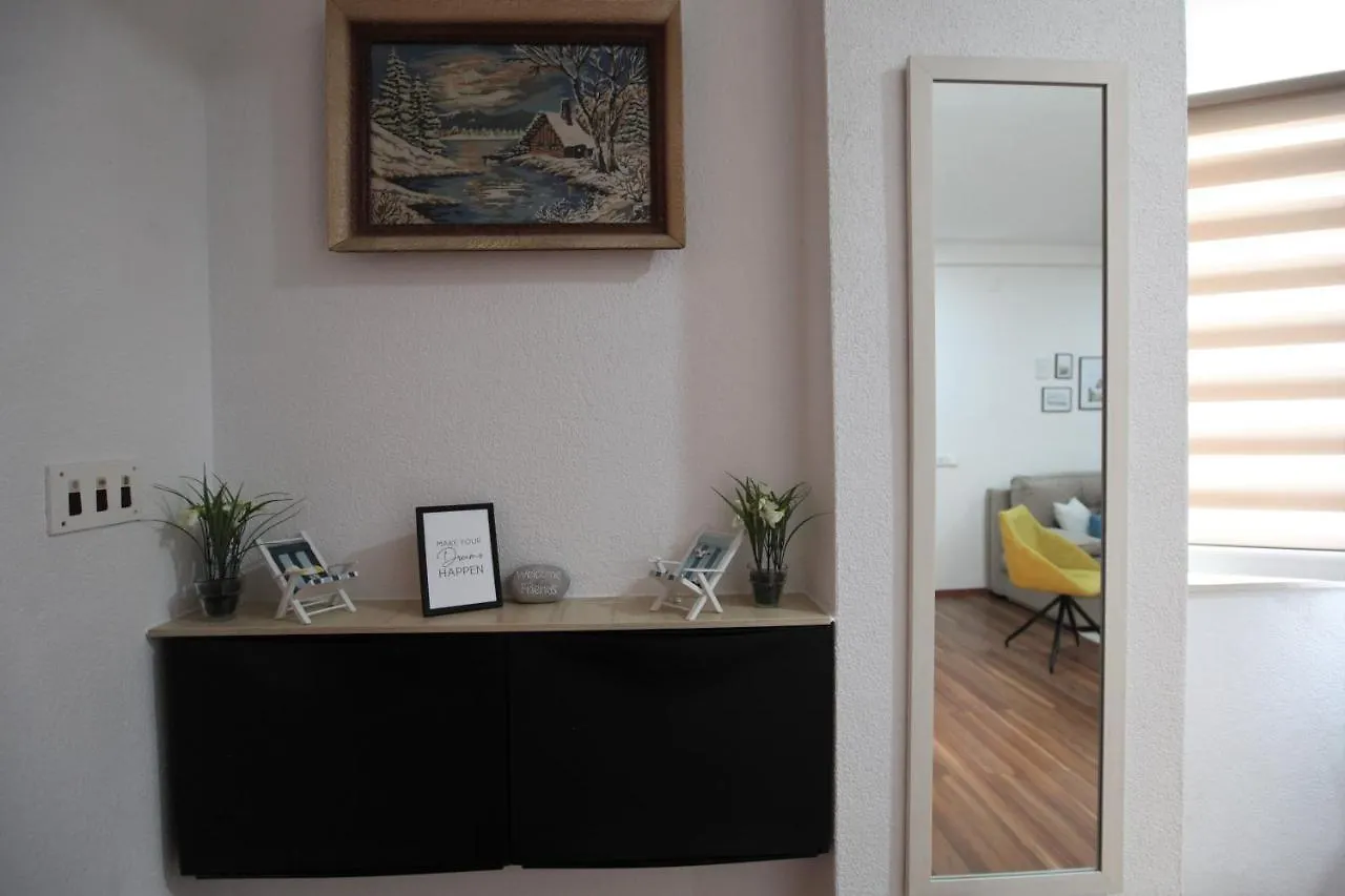 Apartment In A Stone Building By The Adriatic Sea